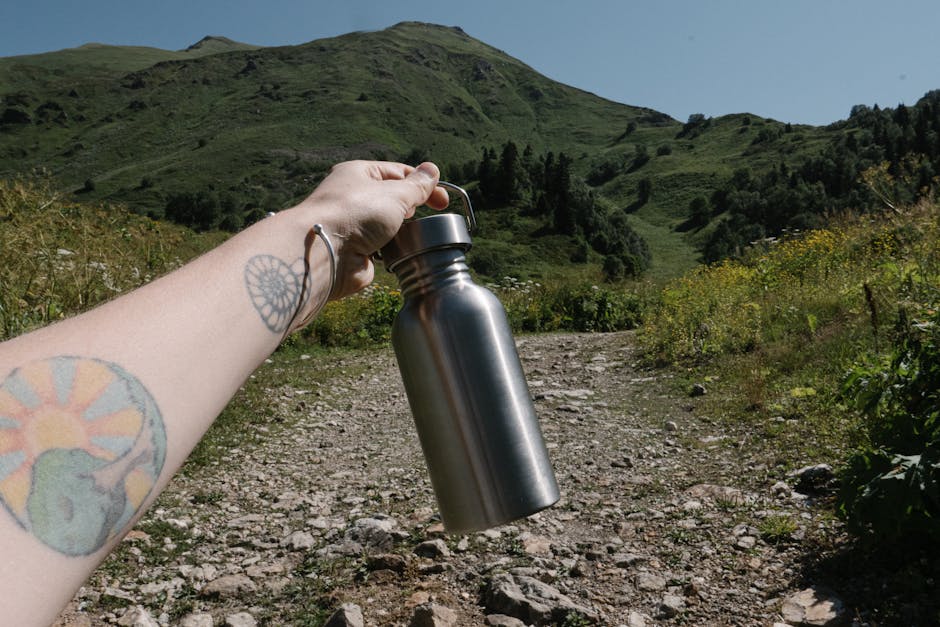 Why You Should Travel With Reusable Water Bottle and Bags