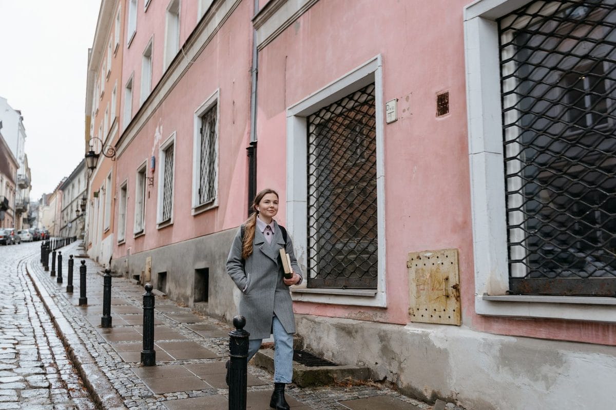 Why I Stopped City-Hopping: The Case for Staying One Place a Week