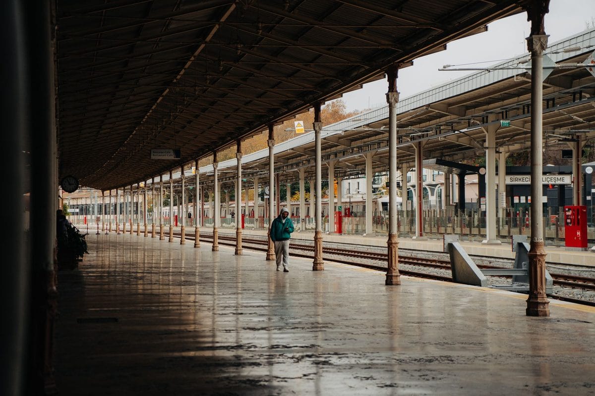 Why I Stopped Booking Solo Trips in Peak Season — And What Shoulder Season Actually Changes